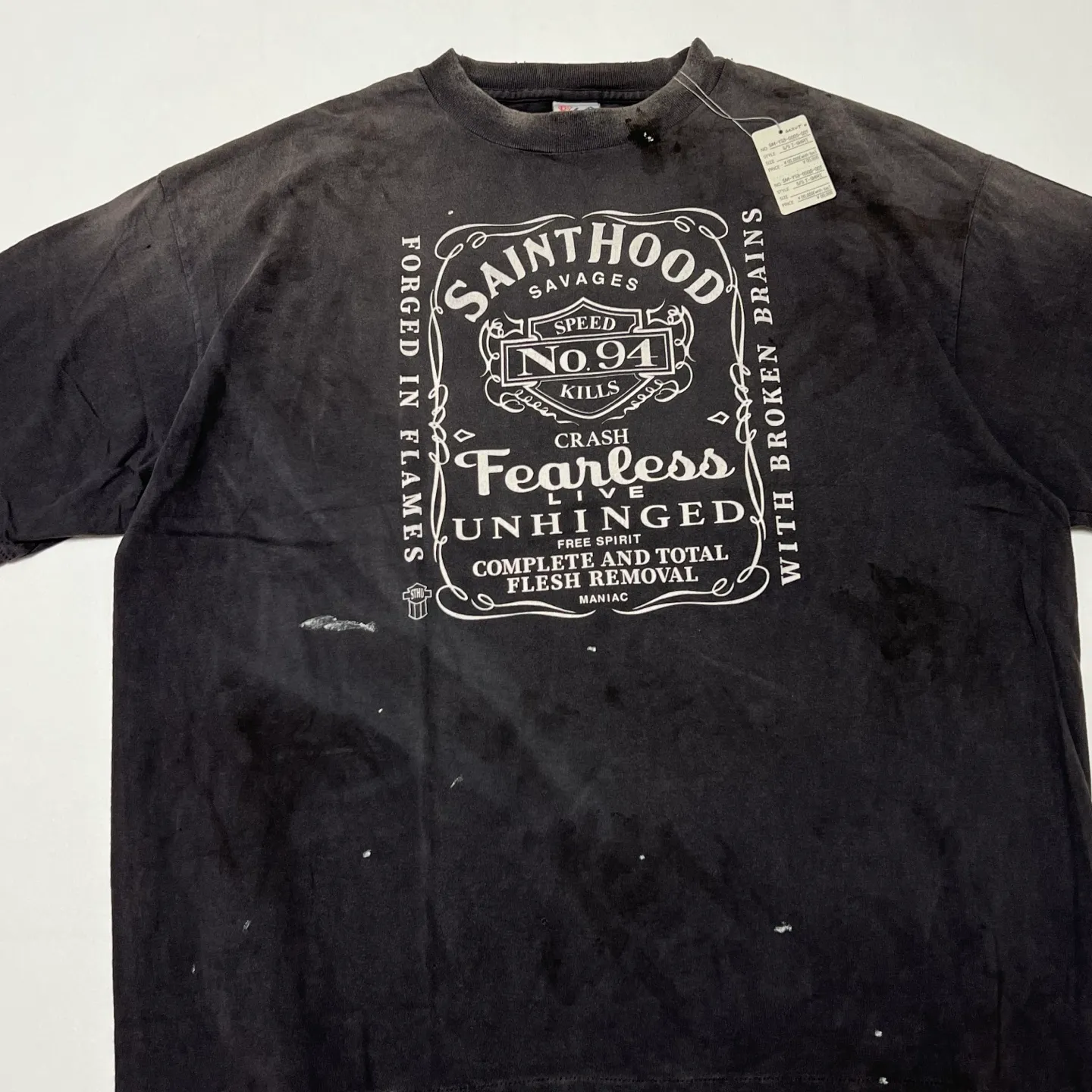 SAINT Mxxxxxx × NEIGHBORHOOD STHD . SS TEE FEARLESS/BLK NBHD Takizawa Shinsuke co-branded whiskey label/love skull angel distressed short sleeves washed black S-XL tube weave without side seam fabric ready-made Assute dyeing custom-woven NBHD co-branded main mark washed mark truly correct version top-level printing process restoration distressed treatment